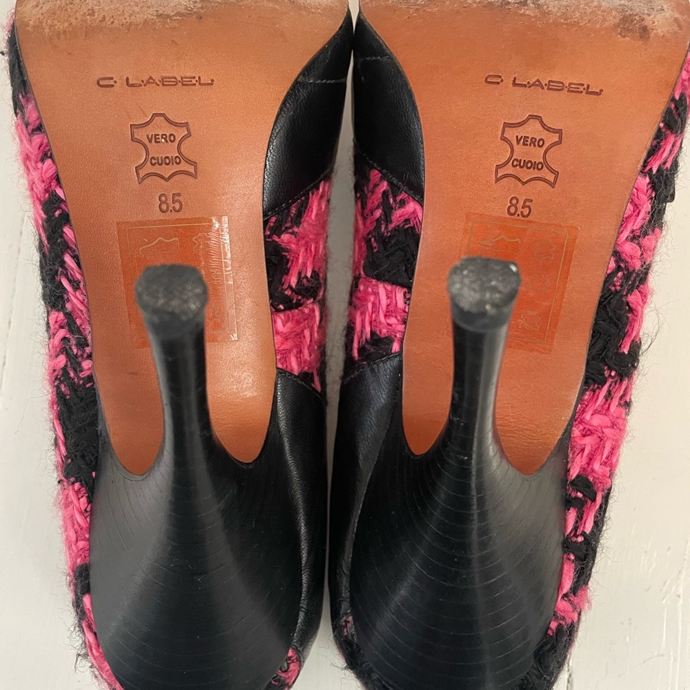 Houndstooth tweed heels💗 - Picture 5 of 5